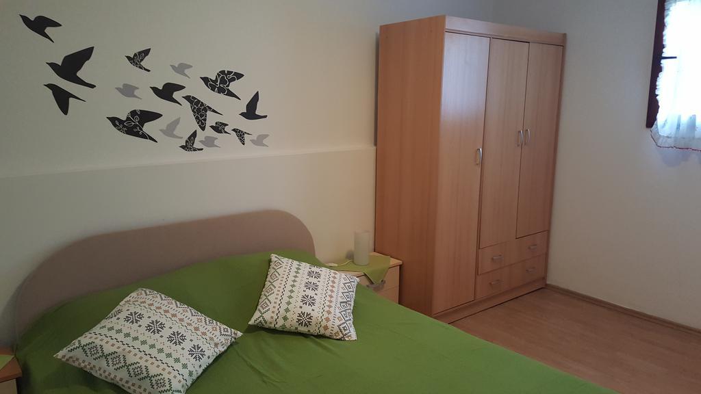 Apartment Ecio บานโจเล ภายนอก รูปภาพ