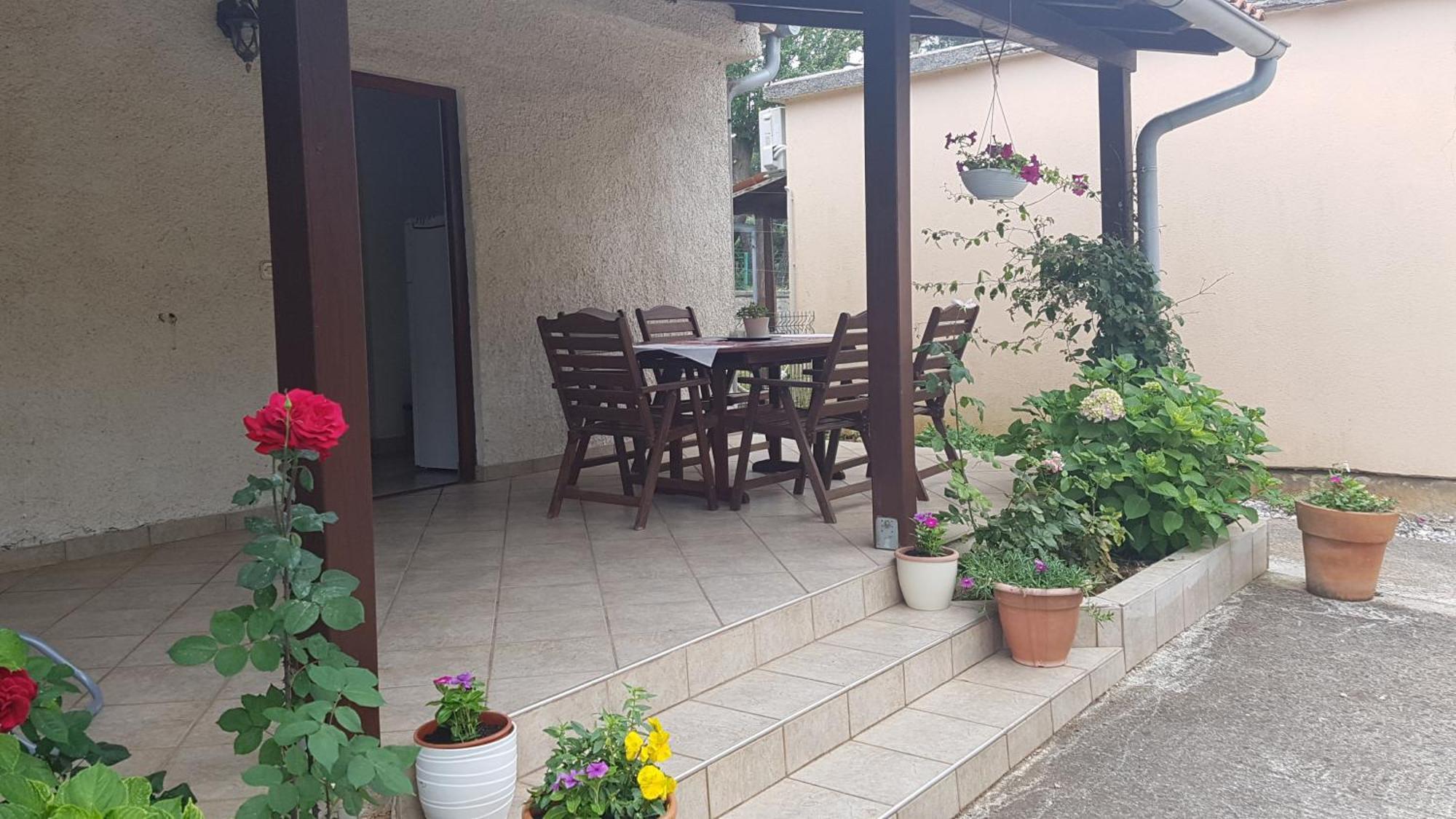 Apartment Ecio บานโจเล ภายนอก รูปภาพ